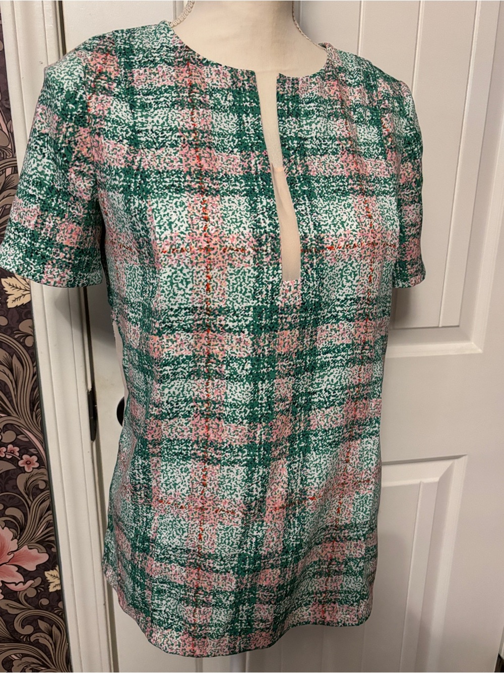 cooper & ella Green and Pink Speckled Split-Neck Top - Picture 2 of 5